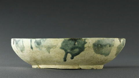 Coupe à décor de taches et de coulures, image 4/4