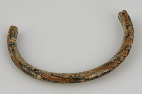 Bracelet fragmentaire, image 1/1