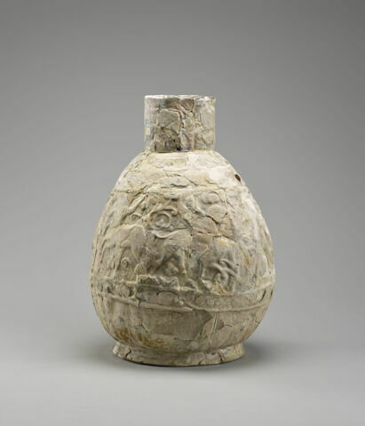 Vase, image 2/4