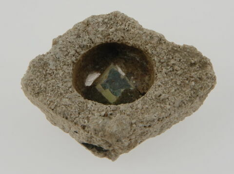 Petit élément de fenêtre : moucharabieh (?), image 1/1