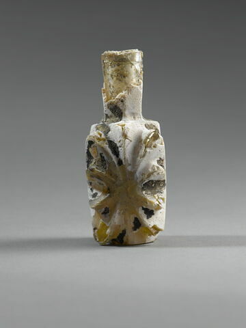 Flacon quadrangulaire à décor de côtes et rainures, image 5/8