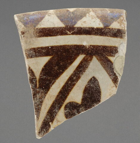 Tesson de bord à décor polychrome, image 1/1