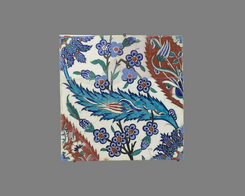Bordure de fleurons bifides rumi sur fond bleu, image 1/1