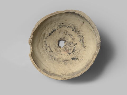 Base de jarre à décor plastique, image 3/7