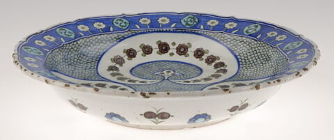 Plat aux croissants fleuris, image 4/10