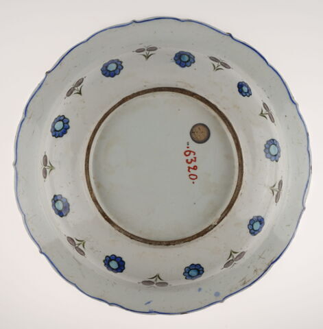 Plat aux croissants fleuris, image 5/10