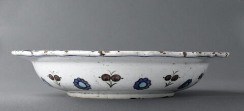 Plat aux croissants fleuris, image 8/10