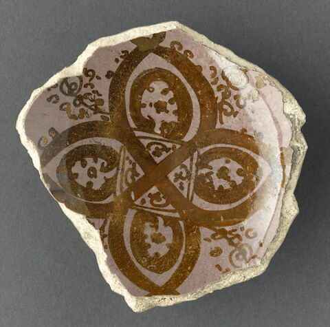 Fond de coupe à décor de rosace, image 2/2