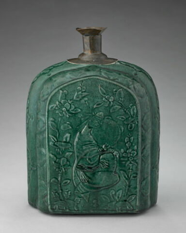 Bouteille à scènes de divertissement (scènes champêtres), image 2/7