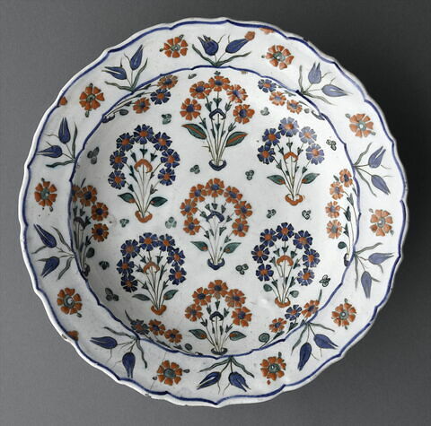 Plat aux petits bouquets, image 1/8