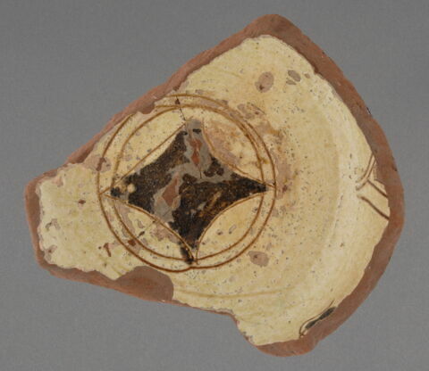 Fragment de fond de coupe, image 1/1