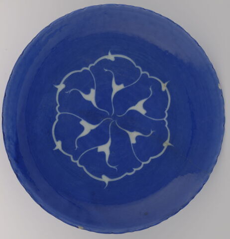 Plat à décor de rosace, image 3/7