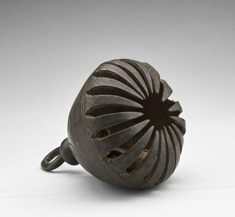Cloche (élément d'étendard de procession), image 2/4