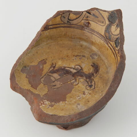 Fragment de fond de coupe, image 1/2