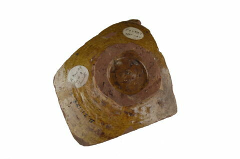 Fond de coupe aux trois poissons, image 2/2