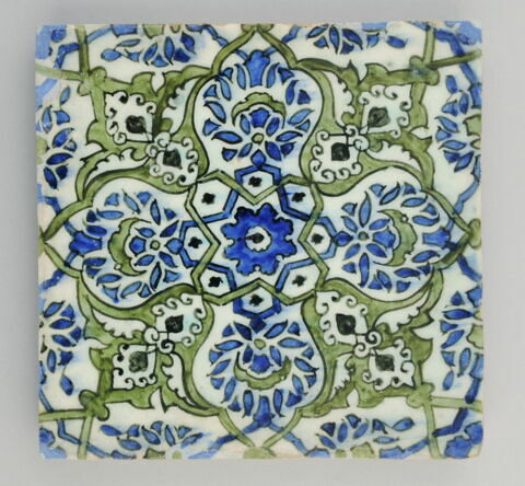 Carreau à composition rumi hatayi rayonnante, image 2/2