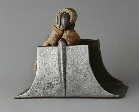 Etrier appartenant à une paire, image 4/4