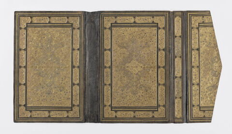 Reliure à décor de rinceaux, fleurs et tchis, image 6/14