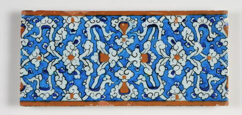Carreau de bordure à nuages tchi, image 1/1