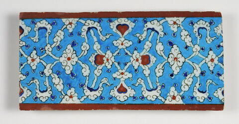 Carreau de bordure à nuages tchi, image 2/2