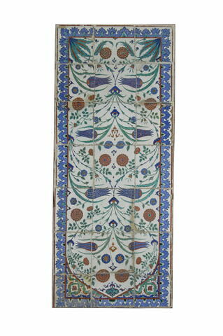 Carreau à décor de tulipes et de roses et aux tiges formant des mandorles, image 3/3