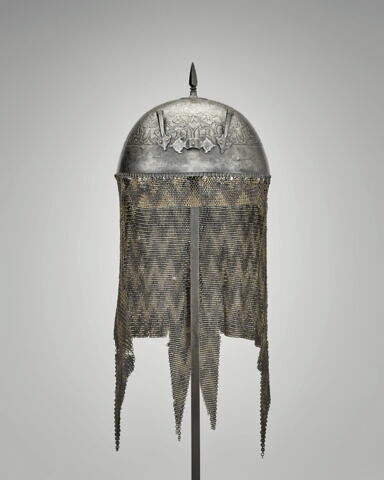 Casque à porte-aigrettes et camail, image 3/7