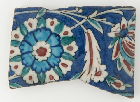 Fragment de plaque de revêtement, image 1/1