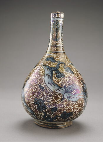 Bouteille à décor de paysage sinisant, image 1/3