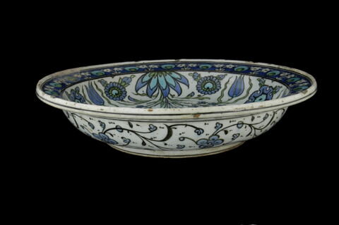 Plat aux jacinthes, tulipes et oeillets, image 6/6