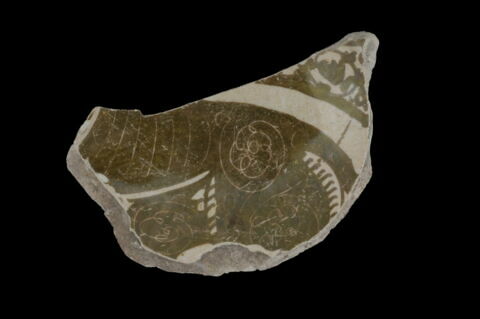 Fragment de fond de coupe, image 1/2