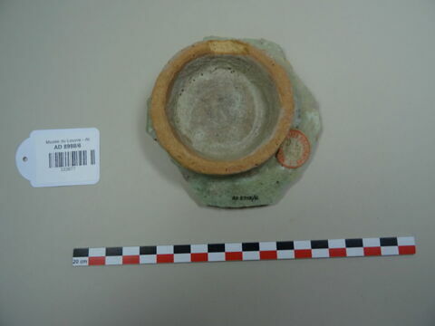 Fragment de fond de plat, image 2/3