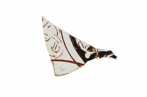 Fragment d'objet en verre, image 1/1