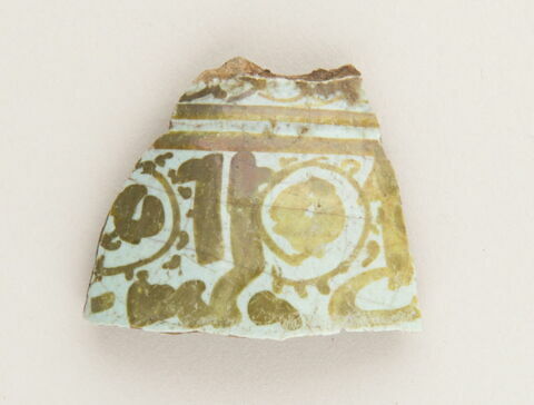 Fragment de paroi de vaisselle, image 1/1