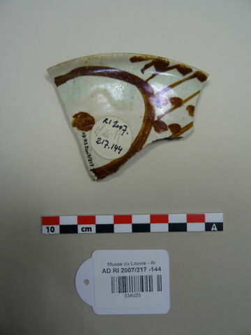 Fragment de bord de vaisselle, image 2/2