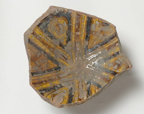 Fragment de vaisselle, image 1/1
