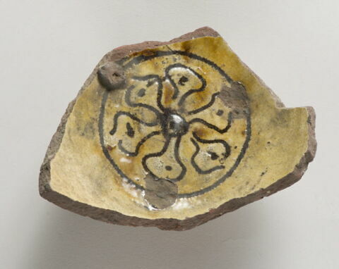 Fragment de vaisselle, image 1/1