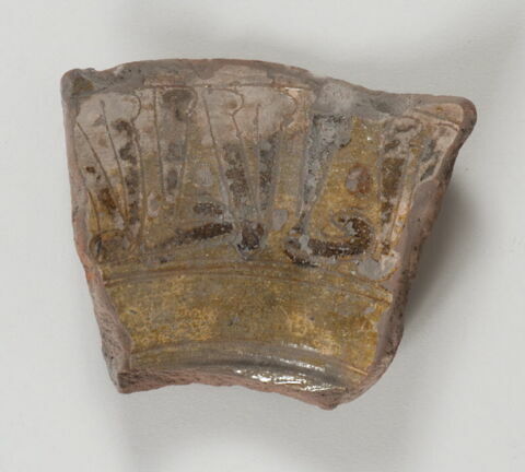 Fragment de bord de vaisselle, image 1/1