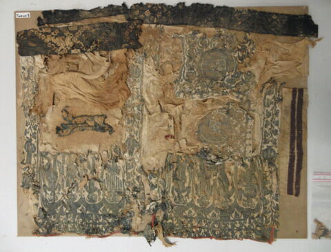 bande décorative d'habillement, image 2/2