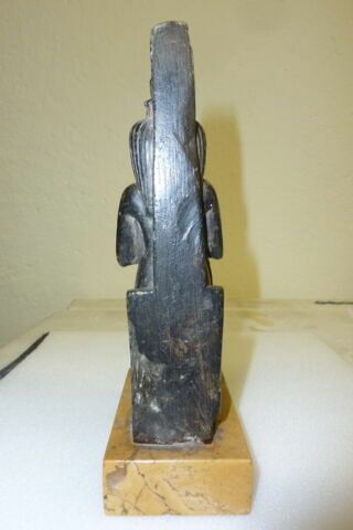 figurine d'Isis allaitant, image 2/8