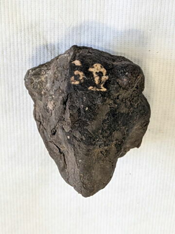figurine ; pseudo-momie, image 2/4