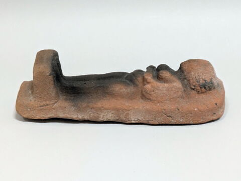 figurine féminine couchée, image 6/7