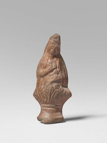figurine d'Isis allaitant, image 1/2