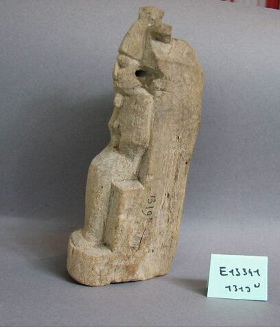 figurine d'Osiris à l'obélisque ; sarcophage miniature, image 2/4