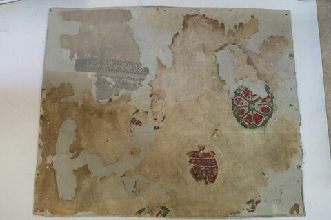 tissu ; décor d'habillement, image 1/2