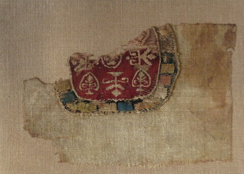 tissu ; médaillon décoratif
