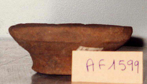 coupelle ; vase miniature, image 1/1