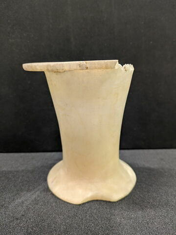 vase, image 1/6