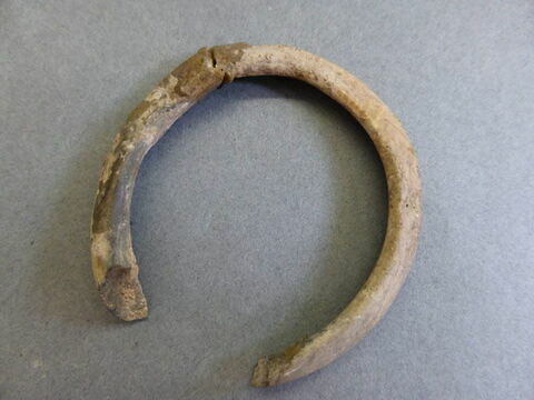 bracelet ; fragment, image 1/1