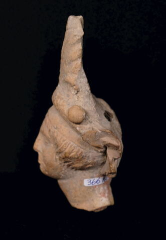 figurine ; fragment, image 2/4