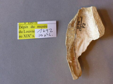 figurine ; fragment, image 2/2